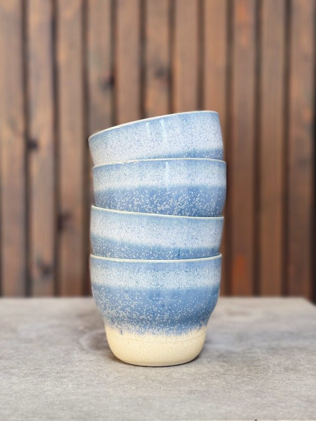HORIZON large cup - blue mist / eggshell