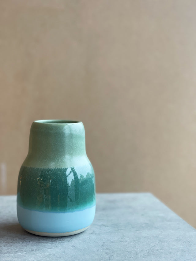 HORIZON small vase - grass/matte baby blue