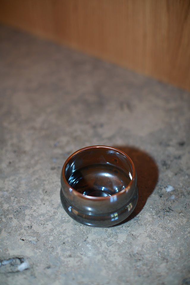 IWA Large Cup - Brown Oilspot