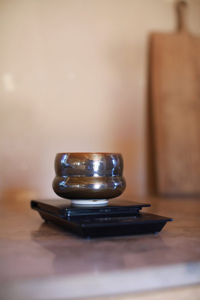 IWA Large Cup - Brown Oilspot