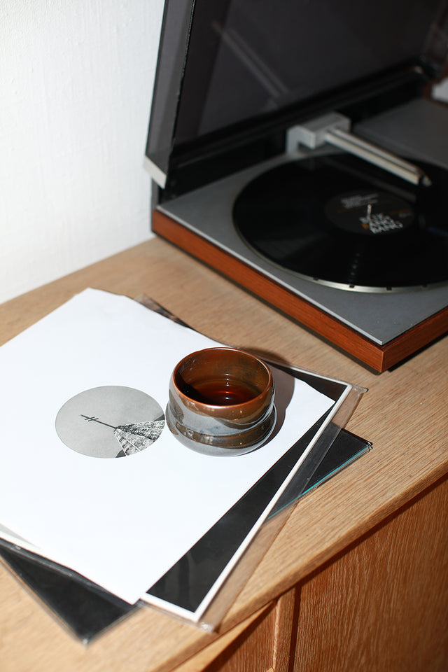 IWA Large Cup - Brown Oilspot