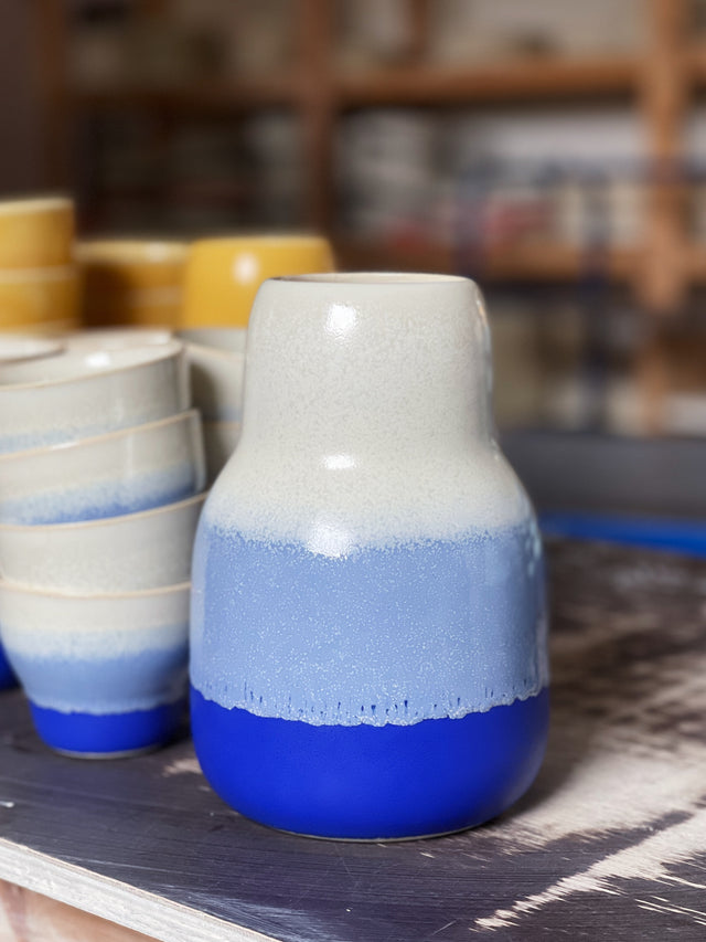 HORIZON large vase - white/cobalt