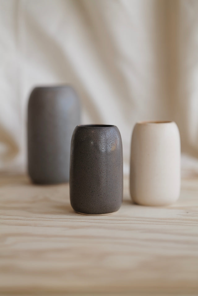 Nordland Small Vase - Walnut