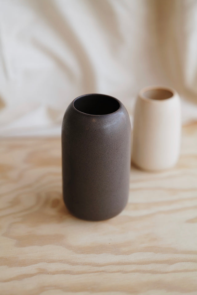 Nordland Large Vase - Walnut